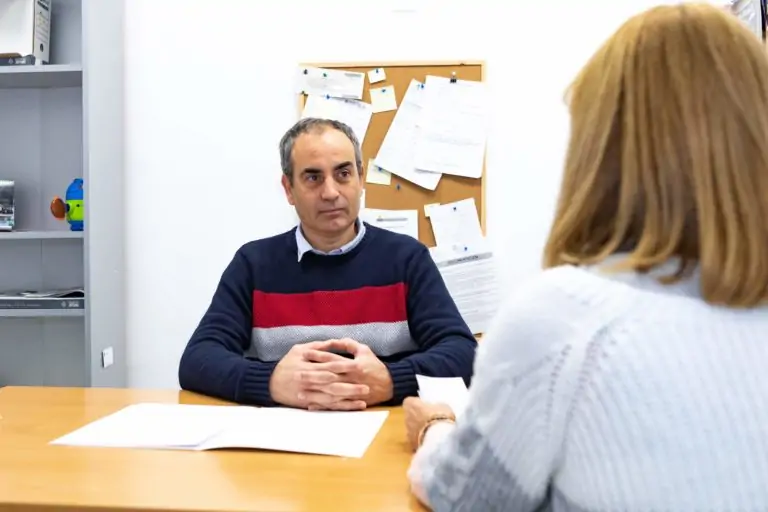 UN DÍA CON EL SERVICIO DE ASESORAMIENTO EN MATERIA DE VIVIENDA