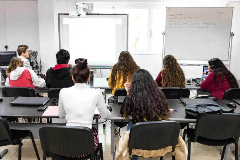 Oberta la matrícula per als cursos de l’Escola d’Adults de Marratxí