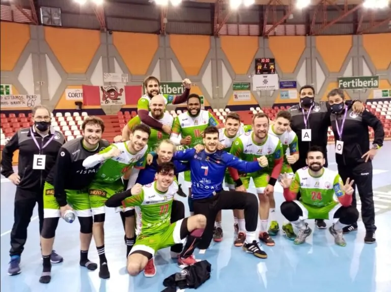 El Sispal Handbol Marratxí aconsegueix dos punts d’or després d’una gran victòria a Sagunt