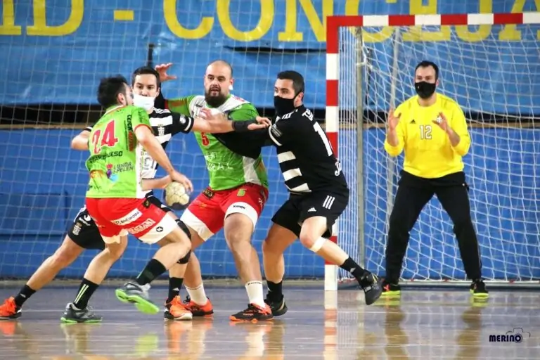 El Sispal Handbol Marratxí torna a guanyar i surt del pou de la classificació