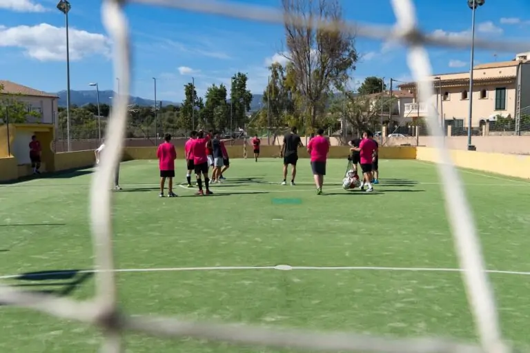 Futbol-in, el equipo comunitario de Servicios Sociales y Juventud que no se ha rendido ni durante el Covid