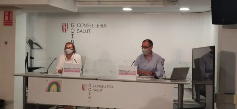 Salut habilita la vaccinació a les persones desplaçades per motius laborals o familiars