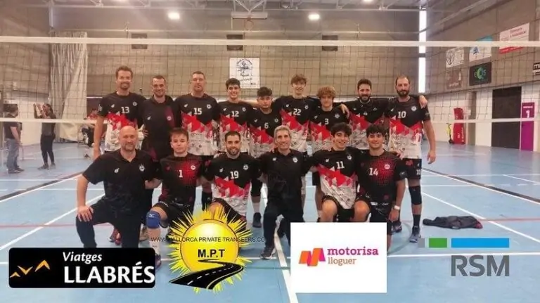 Primera victòria de la temporada per el Club Voleibol Pòrtol contra el CV Manresa