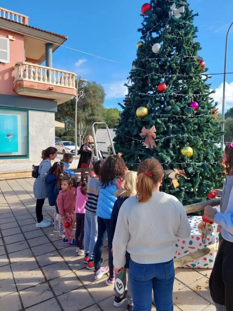 La Asociación de Vecinos de Es Figueral y Can Farineta da la bienvenida a la Navidad