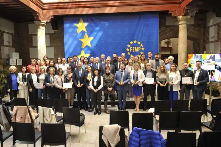 El Ayuntamiento de Marratxí recibe un premio de la FEMP y del Ministerio de Educación por un proyecto de mejora de la convivencia escolar