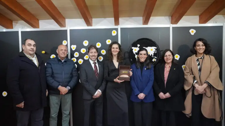 La exposición del Premio Benet Mas da el pistoletazo de salida a la Fira del Fang