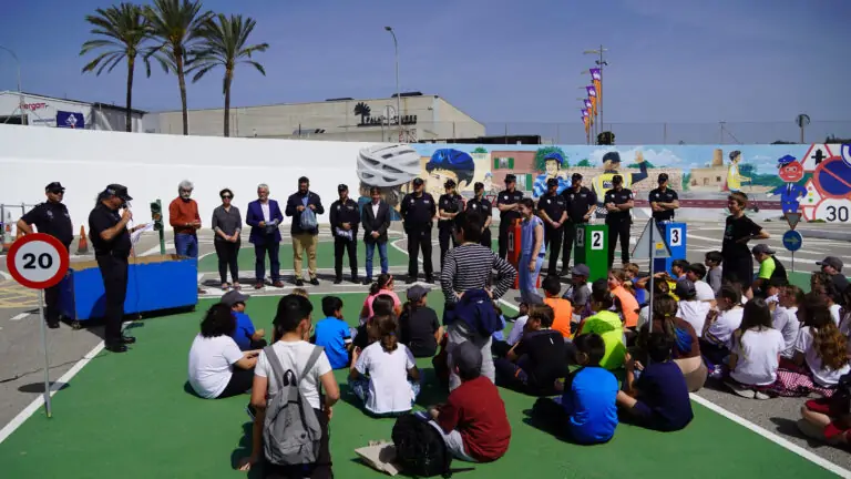 Más de 800 estudiantes participan en el 20 aniversario del concurso «Millor ciclista de Marratxí»