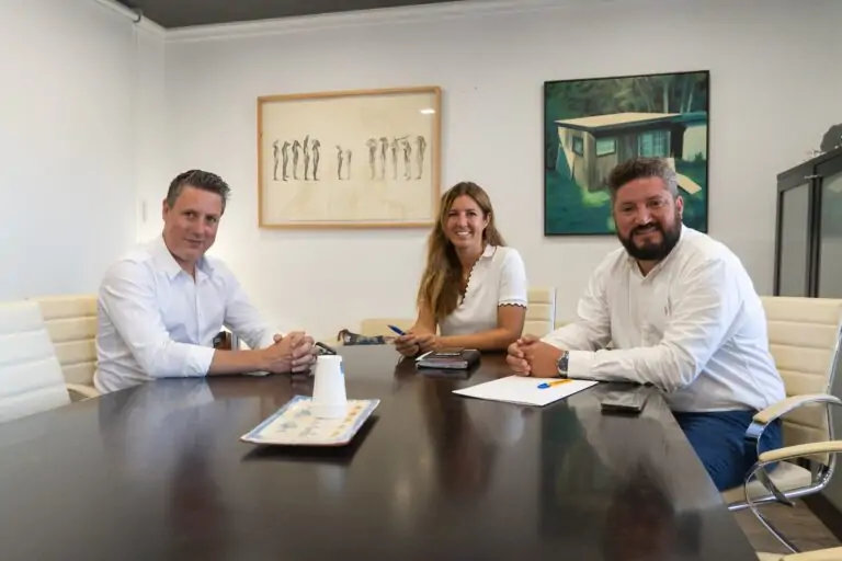 El Ayuntamiento felicita a la startup local BioSmart Data por sus recientes logros en innovación biomédica